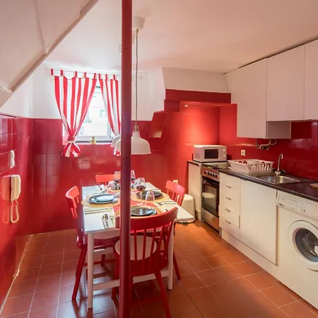 Bairro Alto Floor 3 * 리스본